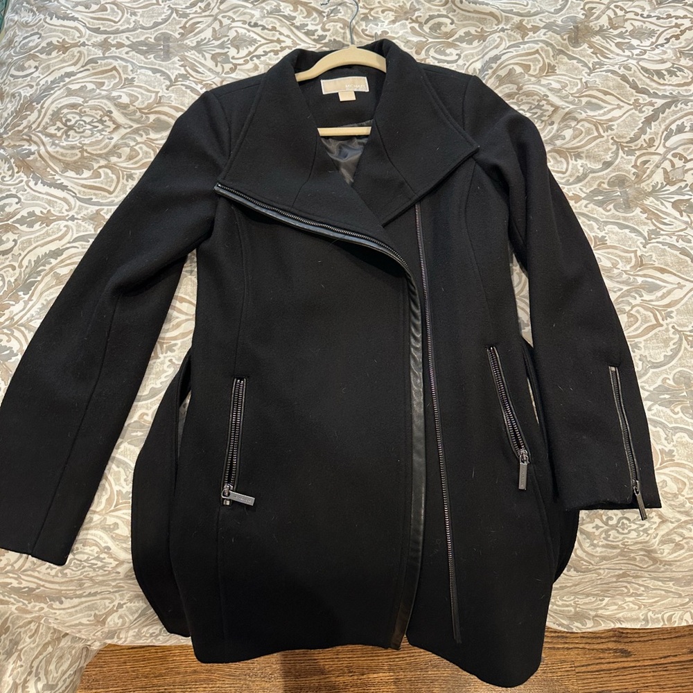 Women’s Michael Kors Black Belted Coat Size 2